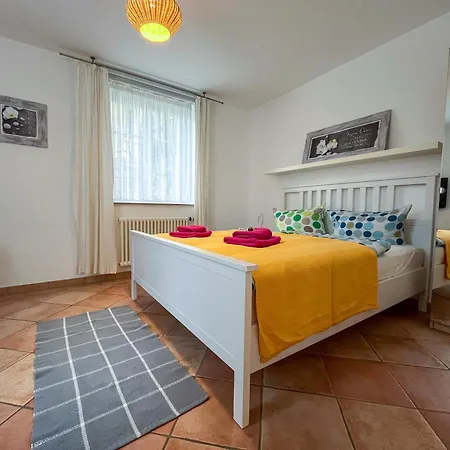 Wohnperle Elbtal - Erleben Und Geniessen ドレスデン